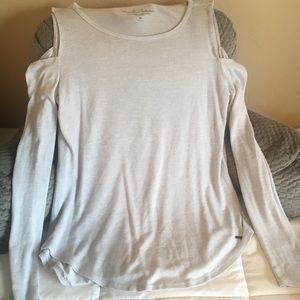 Off-the-shoulder Top